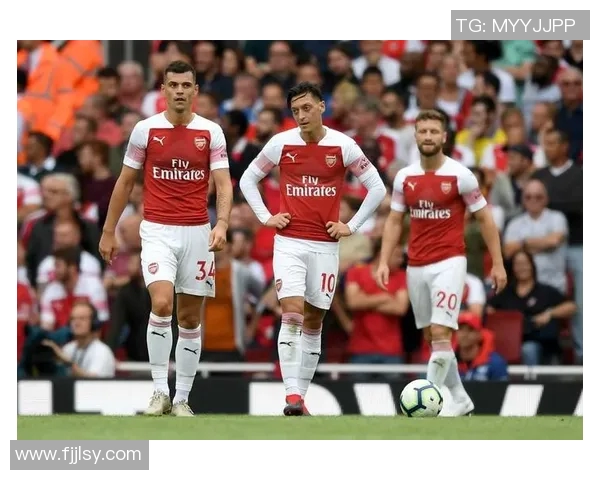 球员交易评分全面解析:是高光时刻还是低迷表现的体现 球员交易评分全面解析:是高光时刻还是低迷表现的体现